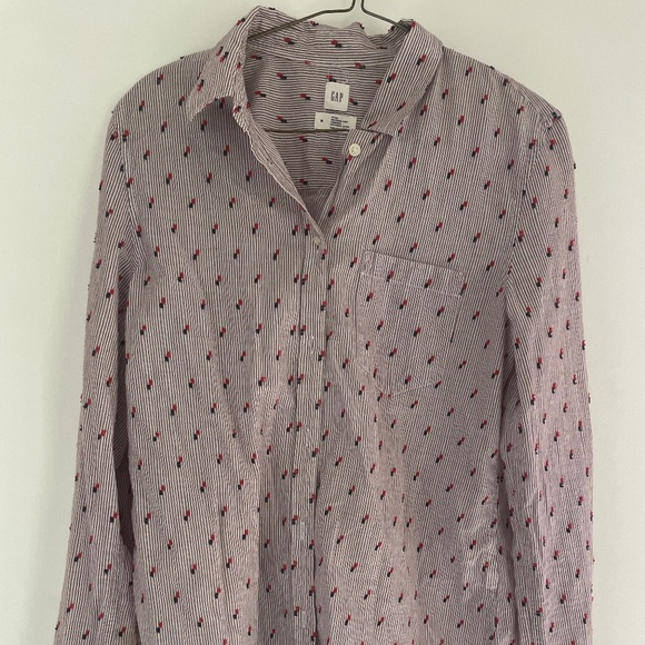 Gap boyfriend button up - Picture 1 of 2
